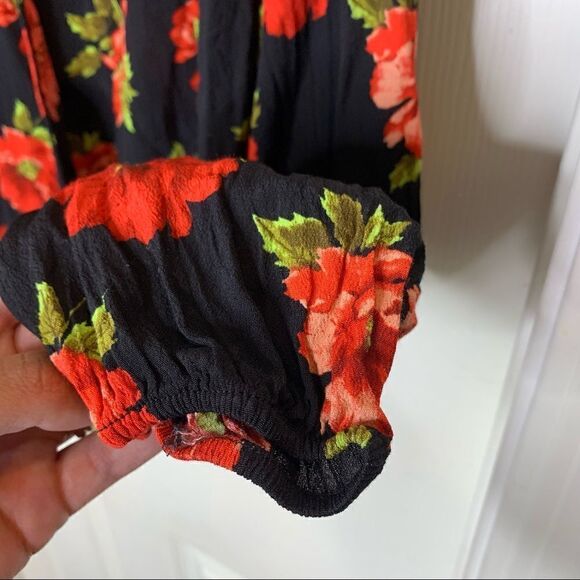 Forever 21 Plus Floral Cropped Top Size 2X - Picture 6 of 12